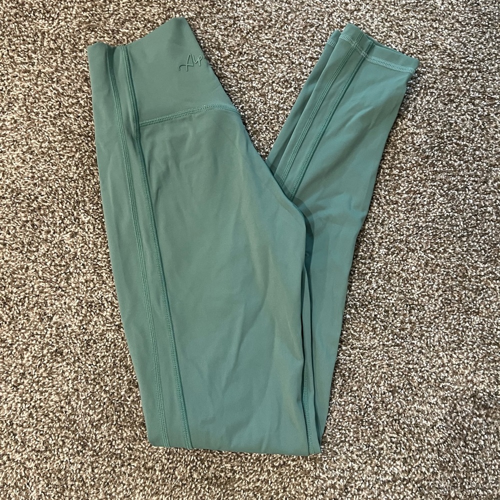 Alphalete Pulse Kinetic Legging